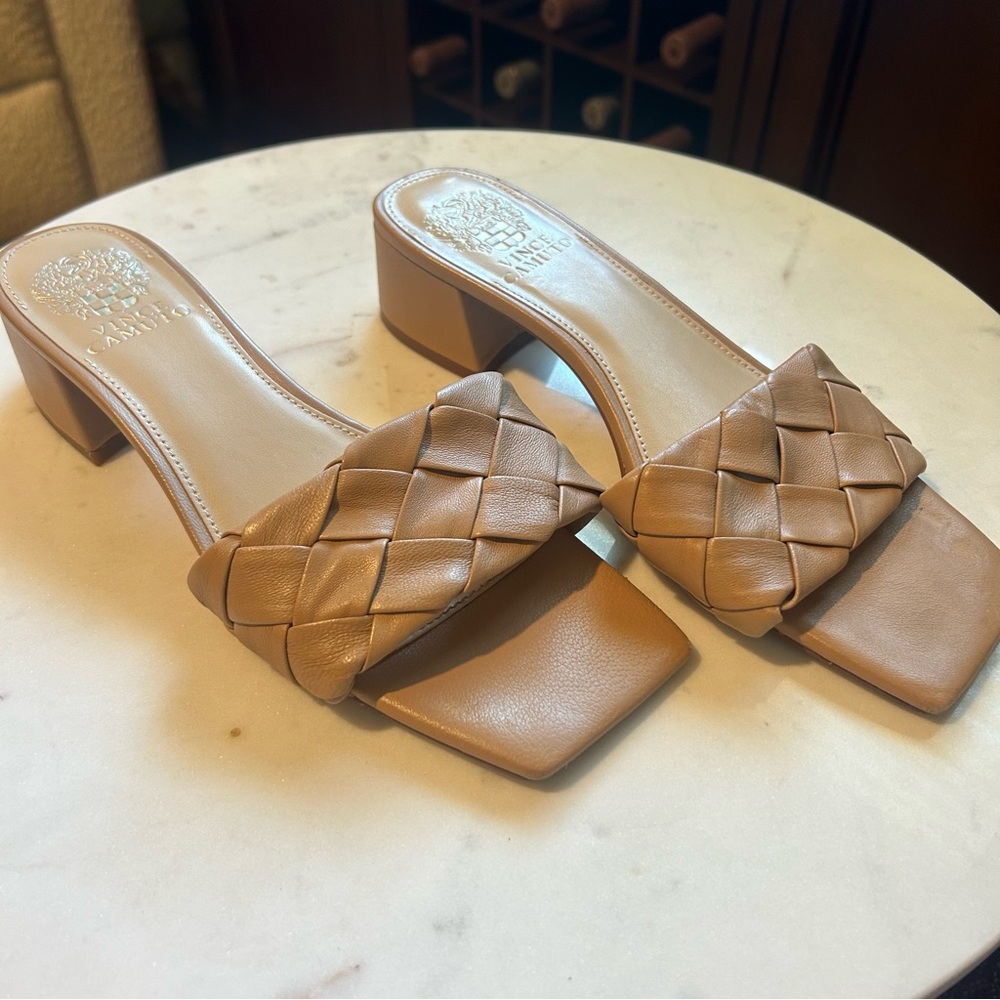 Vince Camuto Padded Woven Slides 7.5